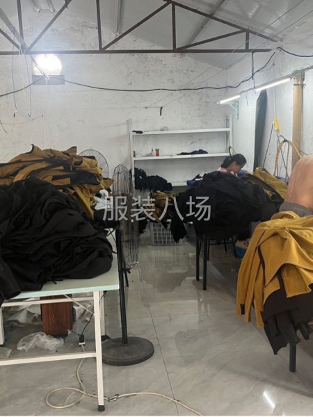 本公司主要做男女四季装，工装，夹克，裤子-第3张图片