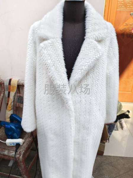 承接皮草衣服，毛领加工-第4张图片