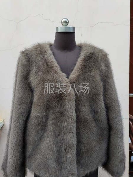 承接皮草衣服，毛领加工-第6张图片