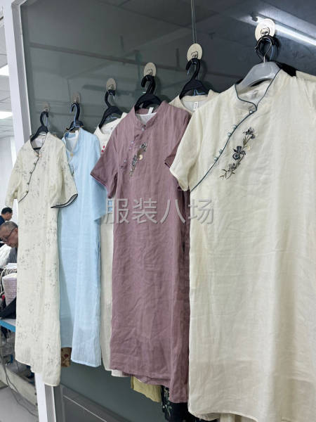 本场主要做连衣裙，旗袍改良款新中式连衣裙-第1张图片