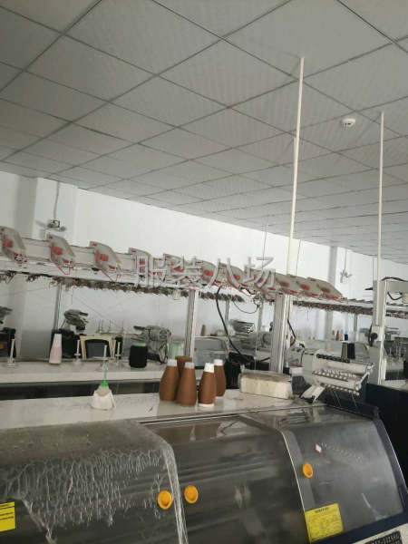 承接羊绒衫、羊毛衫加工定做！！！-第2张图片