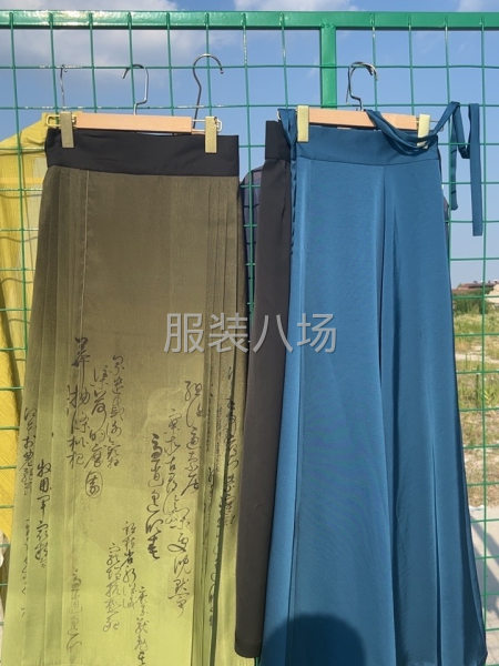 不跑量，招附近想做事的车位！款式简单，工价高，自产自销！-第2张图片