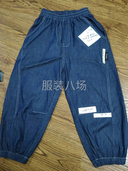 專業(yè)生產(chǎn)半精品，精品牛仔類服裝，專業(yè)流水線生產(chǎn)，各類牛仔專機(jī)-第2張圖片