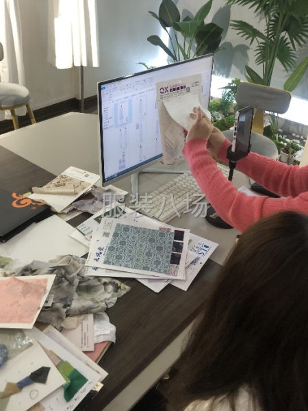 聘请一个设计师，不如聘请一个设计师团队-第1张图片