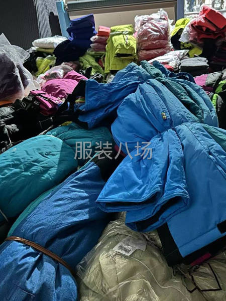 急清5000条滑雪裤-第2张图片