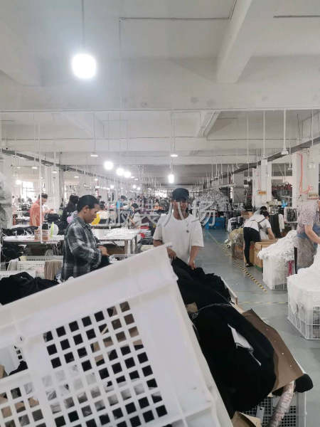 电商服装厂招长期工-第1张图片