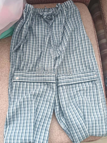 羽绒服  棉服  夹克  宠物用品  针织  泳装-第1张图片