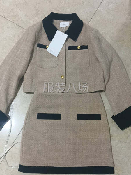 常年高價(jià)回收衣服，布料膠帶輔料，中介茶水奉厚，24小時(shí)在線-第4張圖片