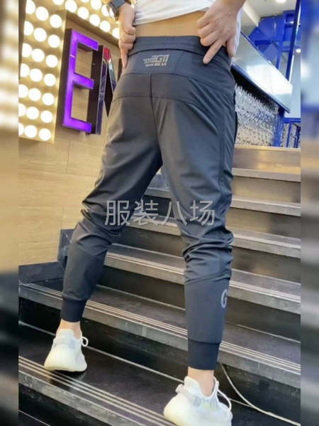 四面弹面料，熟悉压胶无缝工艺，包做尾部-第1张图片
