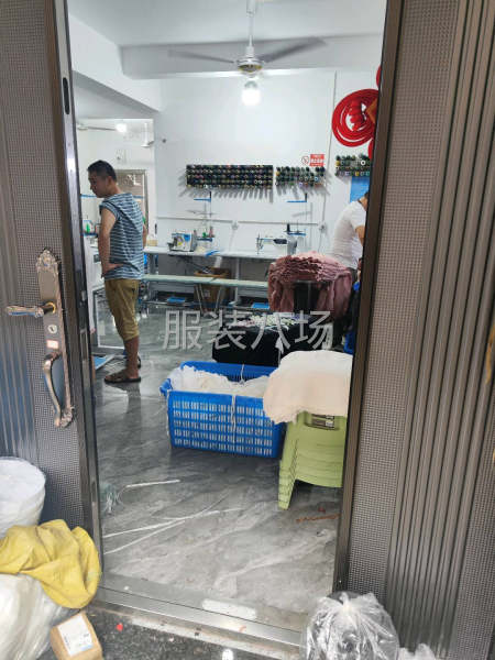 四号桥棉麻女装自产自销~招大烫一名-第1张图片