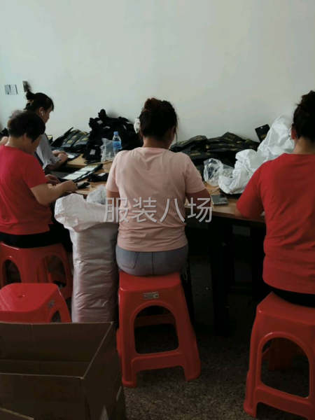 承接各种手工或加 穿鞋带  吊牌 包装  按扣 组装插座-第3张图片