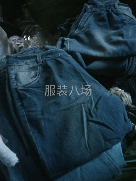 大连开发区某服装厂修货，4万件服装2万件牛仔，2万块钱杂款女-第1张图片