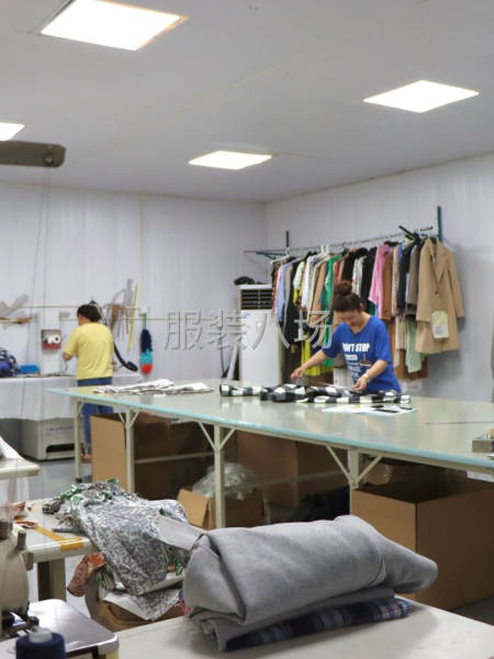 270人 大流水女装梭织外贸加工厂-第3张图片