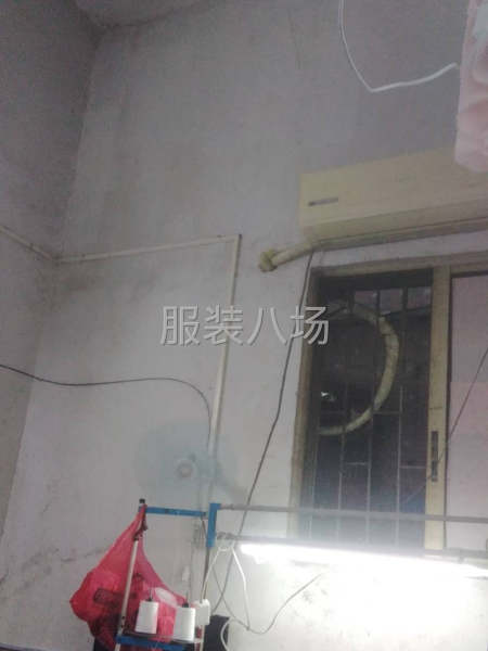 一楼转让可做衣服。可做订珠，可做烫房。。-第1张图片