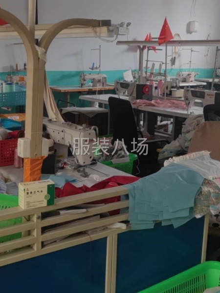 承接各种来料来图精品童装。四季装。女装。精品质量。跑量勿扰。-第1张图片