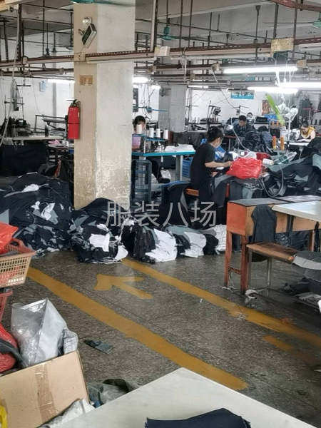承接牛仔全品，杂款，急单，小单，出货快，牛仔裤，牛仔衣，锈花-第2张图片
