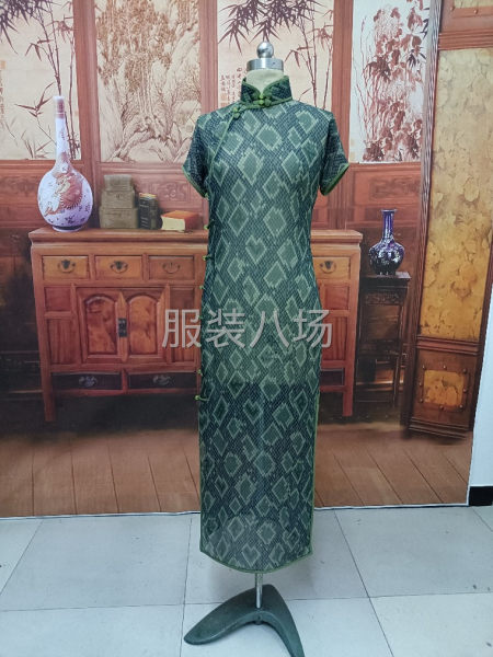 招旗袍兼职主播要求1米6左右穿M码要求语言表达能力强，能讲会-第3张图片