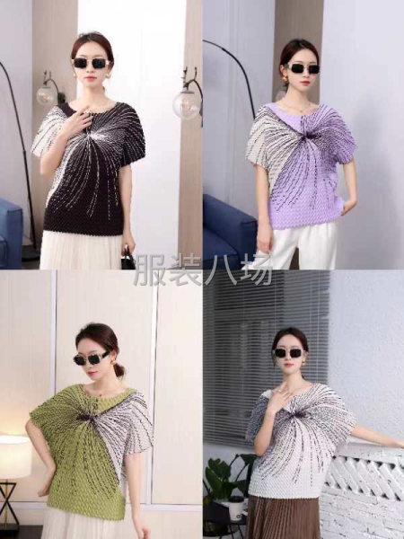 时尚三宅褶皱服装-第2张图片