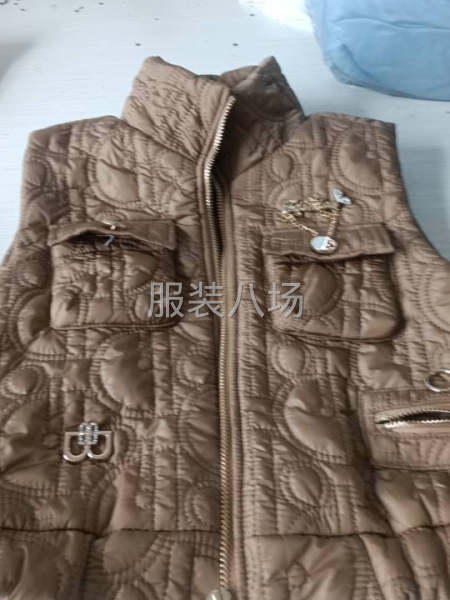 7 月份到 8 月底我们专做童装棉衣跟童装裤子有需要的工厂可-第4张图片