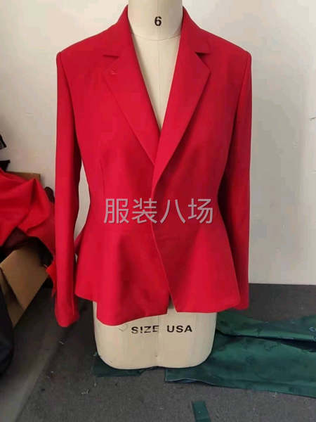 承接男女西服，大衣，保安服，男女马甲，连衣裙等-第1张图片