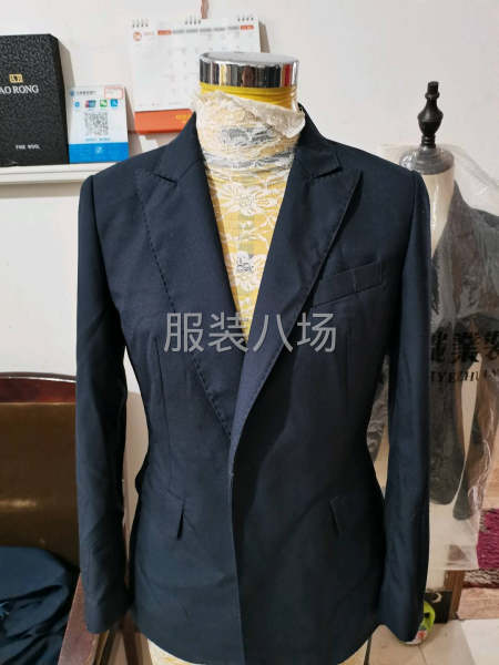 承接男女西服，大衣，保安服，男女马甲，连衣裙等-第3张图片