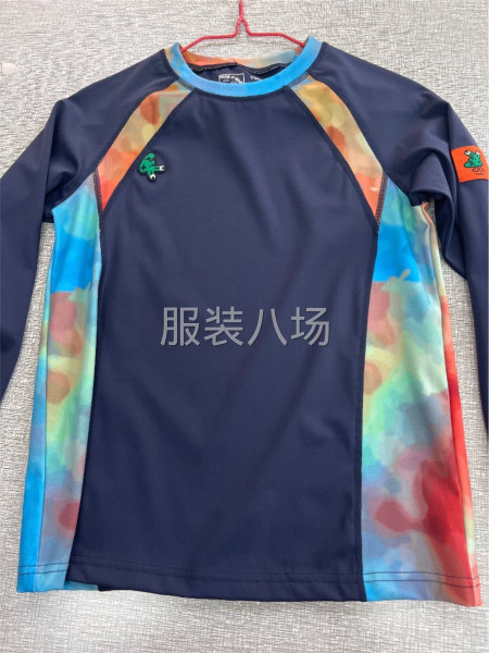 半精品，需要专业做针织的，需要有四针六线机器，小单但活很稳定-第1张图片