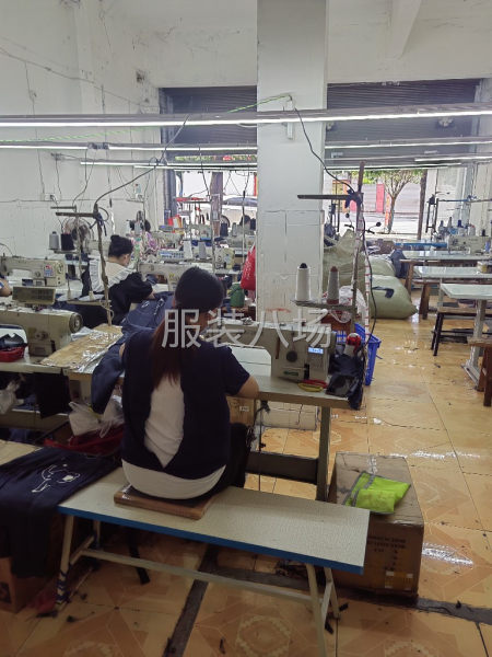 承接工作服  童褲  女士小西服等服裝加工-第1張圖片