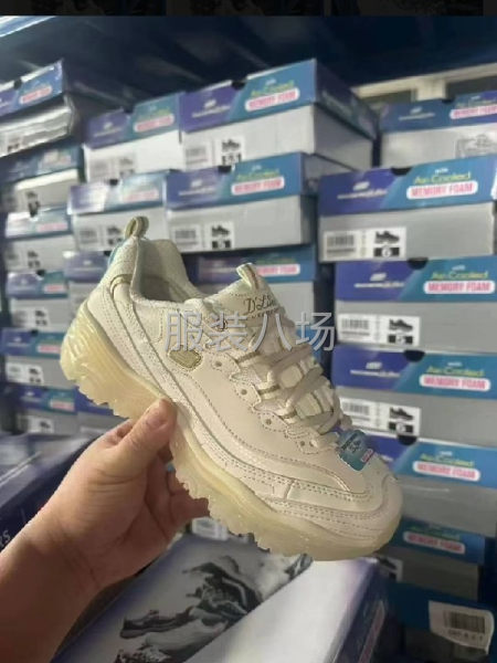 服装库存，布料库存-第7张图片