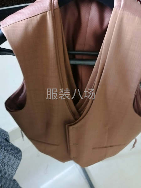 承接各类马甲-第3张图片