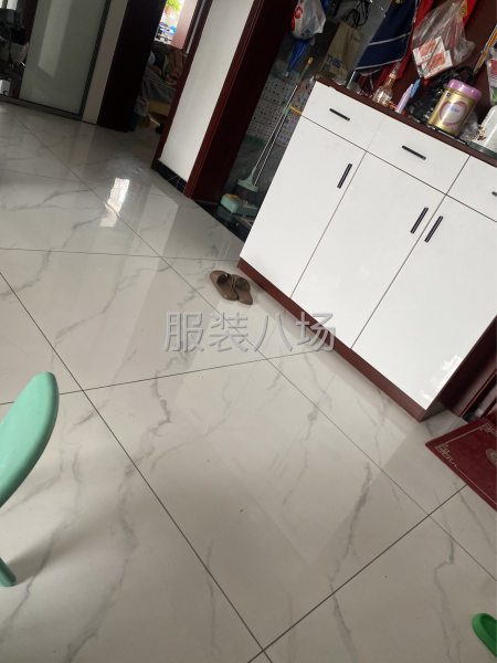 出租一楼大厅200平二楼也可以工人当车间-第1张图片