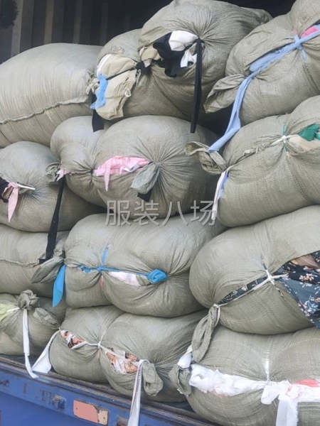 上门回收服装边角料，辅料，批布，尾货-第1张图片