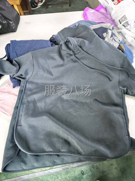 高中低档冲锋衣，运动套装，卫衣卫裤-第6张图片
