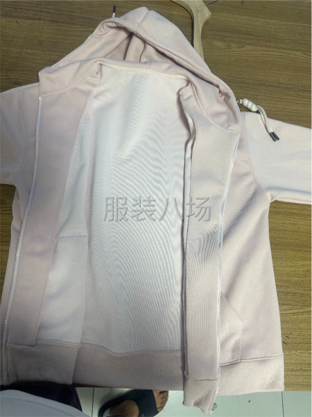 青岛拉链衫外套外发