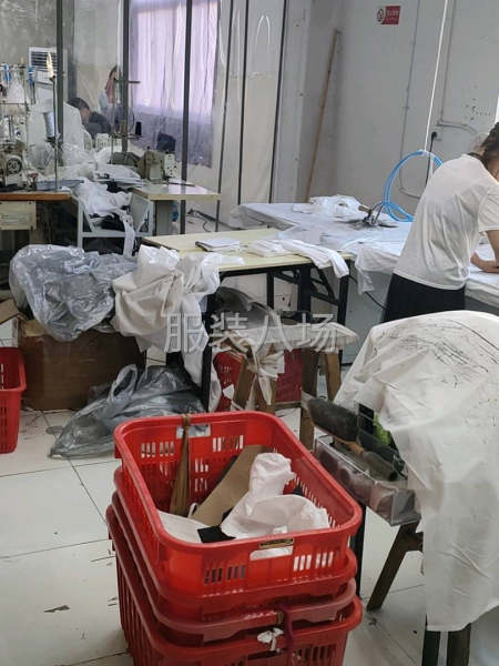 能熟练操作，制衣的各个环节-第1张图片