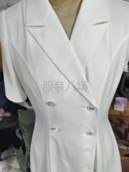 专业生产连衣裙，衬衫，外套，裤子，质量保证，诚信合作-第1张图片