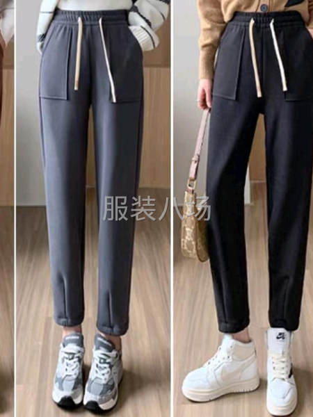 专业生产打底衫、瑜伽服、保暖套装等针织服饰-第9张图片