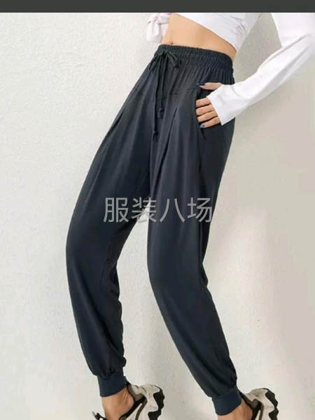 专业生产打底衫、瑜伽服、保暖套装等针织服饰-第5张图片
