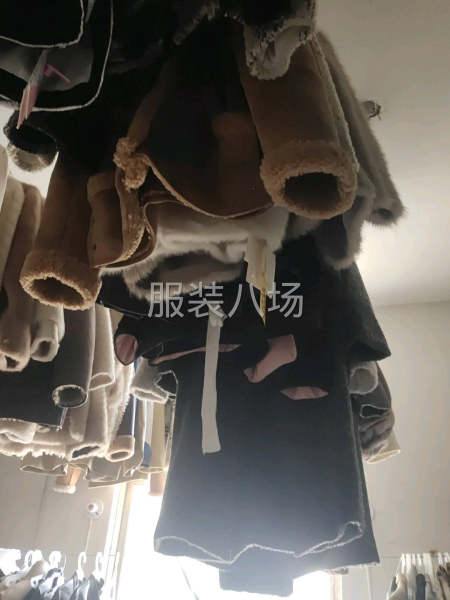 本厂业务繁忙现诚聘整件车工数名夫妻俩或3-4个人一组的-第1张图片