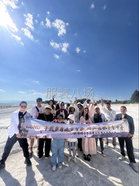 熟悉中大面辅料市场，对时尚趋势敏锐性强，沟通能力强-第1张图片
