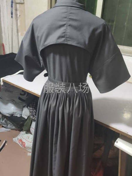 輝譽(yù)服裝工作室-第2張圖片