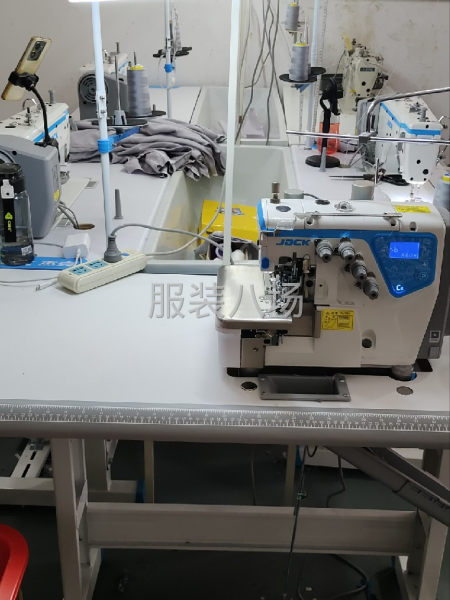 夫妻档工厂承接衣服加工-第1张图片