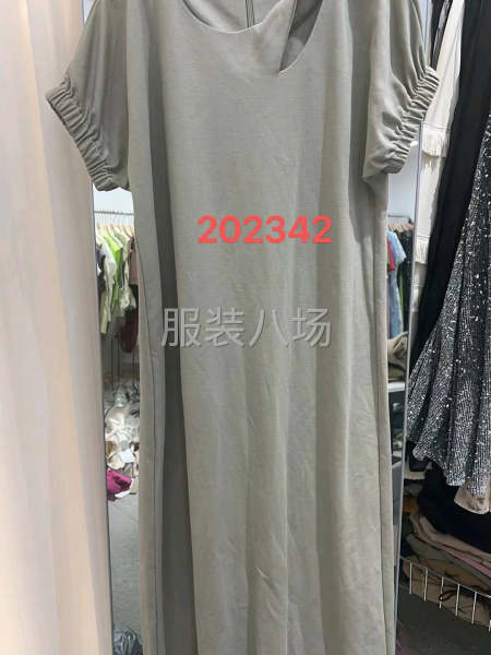 长年有货外发，女装为主-第2张图片