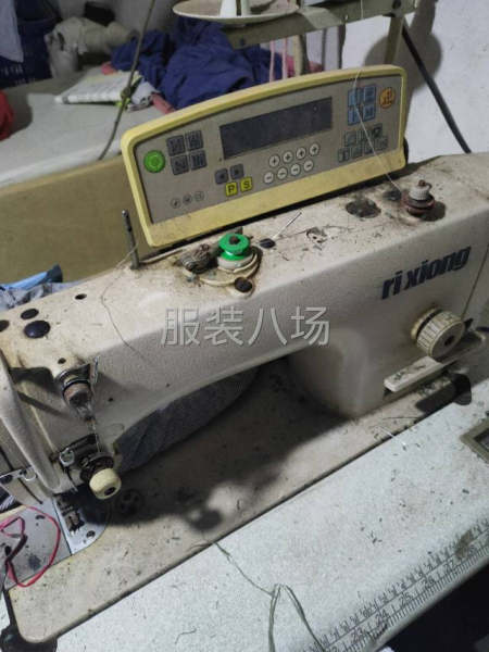 电脑平车8台电脑同步车1台4线2台5线1台双针1台打枣机一台-第1张图片