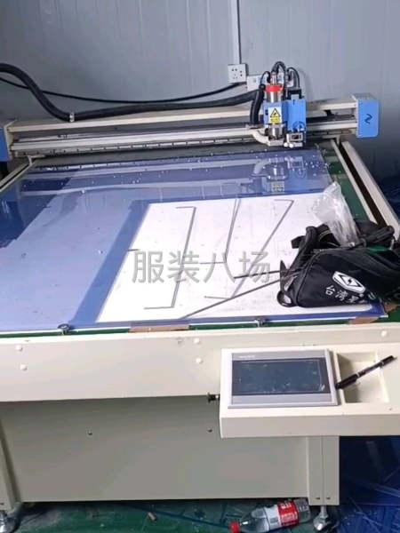 现有羽绒服生产线4条，360模板机15台-第8张图片