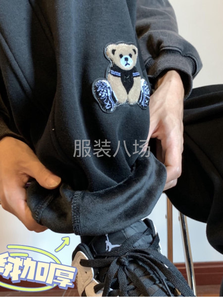 承接羽绒服、棉服、棒球服、冲锋衣加工、贴牌定制-第5张图片