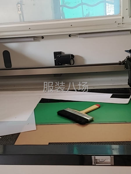 专业服装烧花烫钻-第2张图片