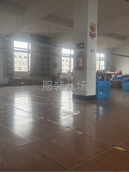 本厂主加工工装裤，拉链衫，保暖套装-第5张图片