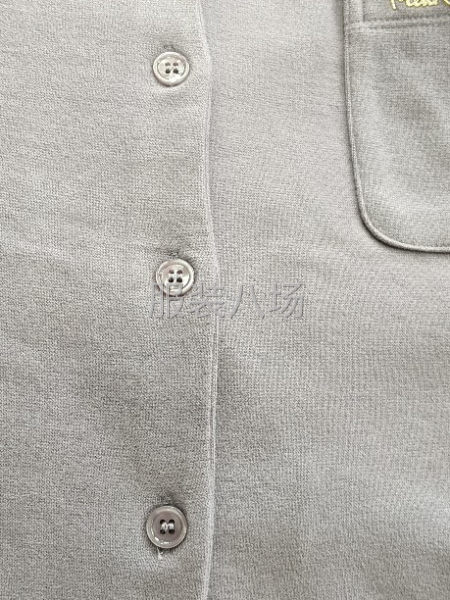 承接锁眼，订扣，砸四合扣，五爪扣，设备先进，出货快，保证质量-第3张图片