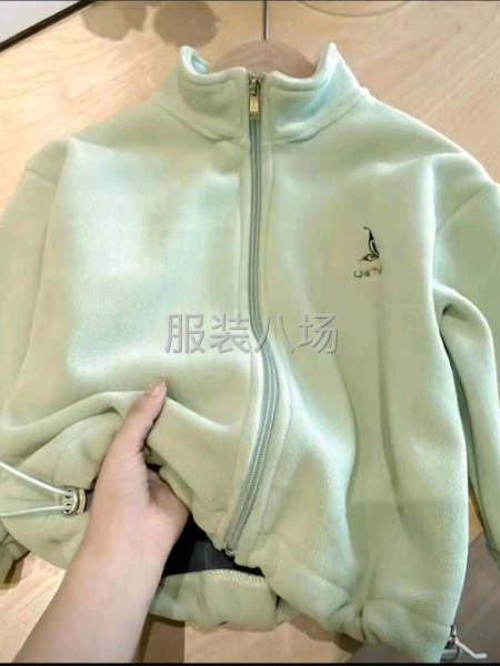 本厂包裁包做，从裁剪到成品，，诚寻长期合作档口，目前生产的衣-第6张图片