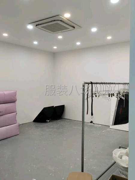 相机直播间转让-第1张图片